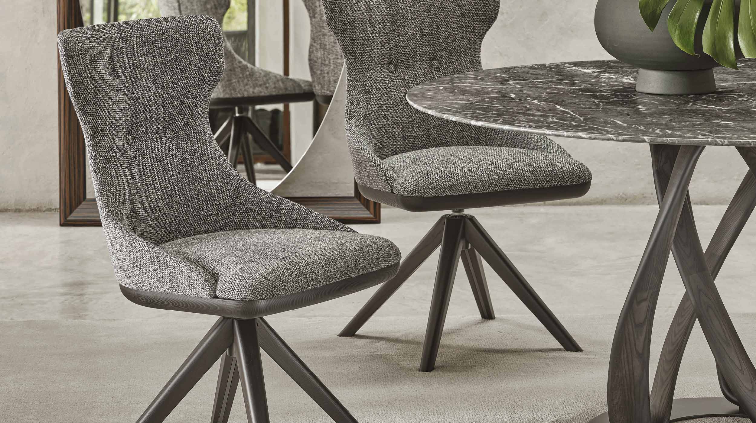 Andy Girevole Dining Armchair