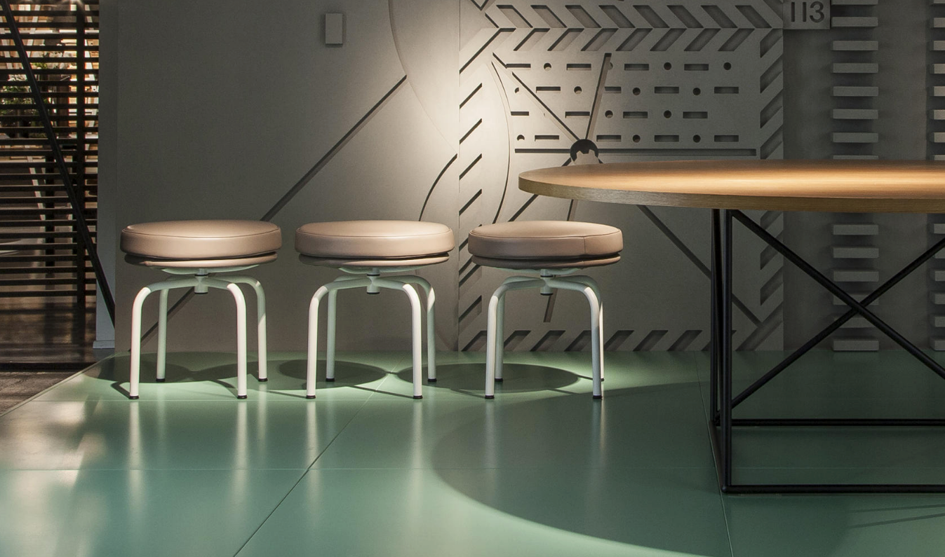 Cassina 8 Tabouret Tournant Dining Chair