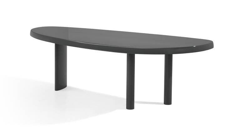Cassina En Forme Libre Dining Table